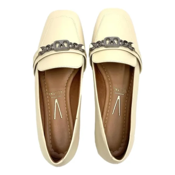 Sapato Feminino Mocassim Vizzano Fivela Corrente - Creme - Imagem 3