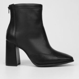 Bota Cano Curto Vizzano Bico Quadrado - Preto