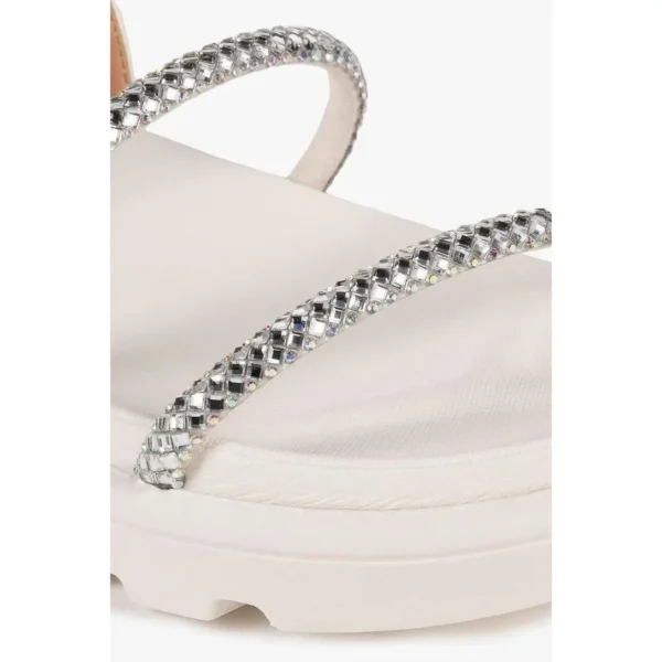 Sandália Rasteira Papete Feminina Strass Brilho Flat Tratorada Confortável - Off White - Imagem 4