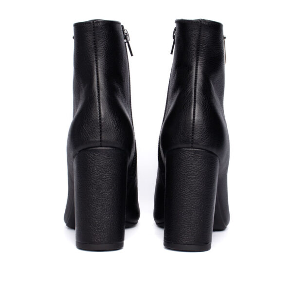 Bota Feminina Via Marte Cano Curto Couro Preto - Imagem 3