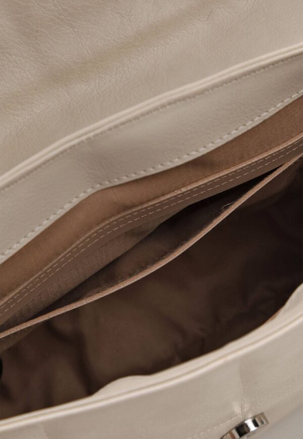 Bolsa Tiracolo Vizzano Matelassê Off-White - Imagem 5